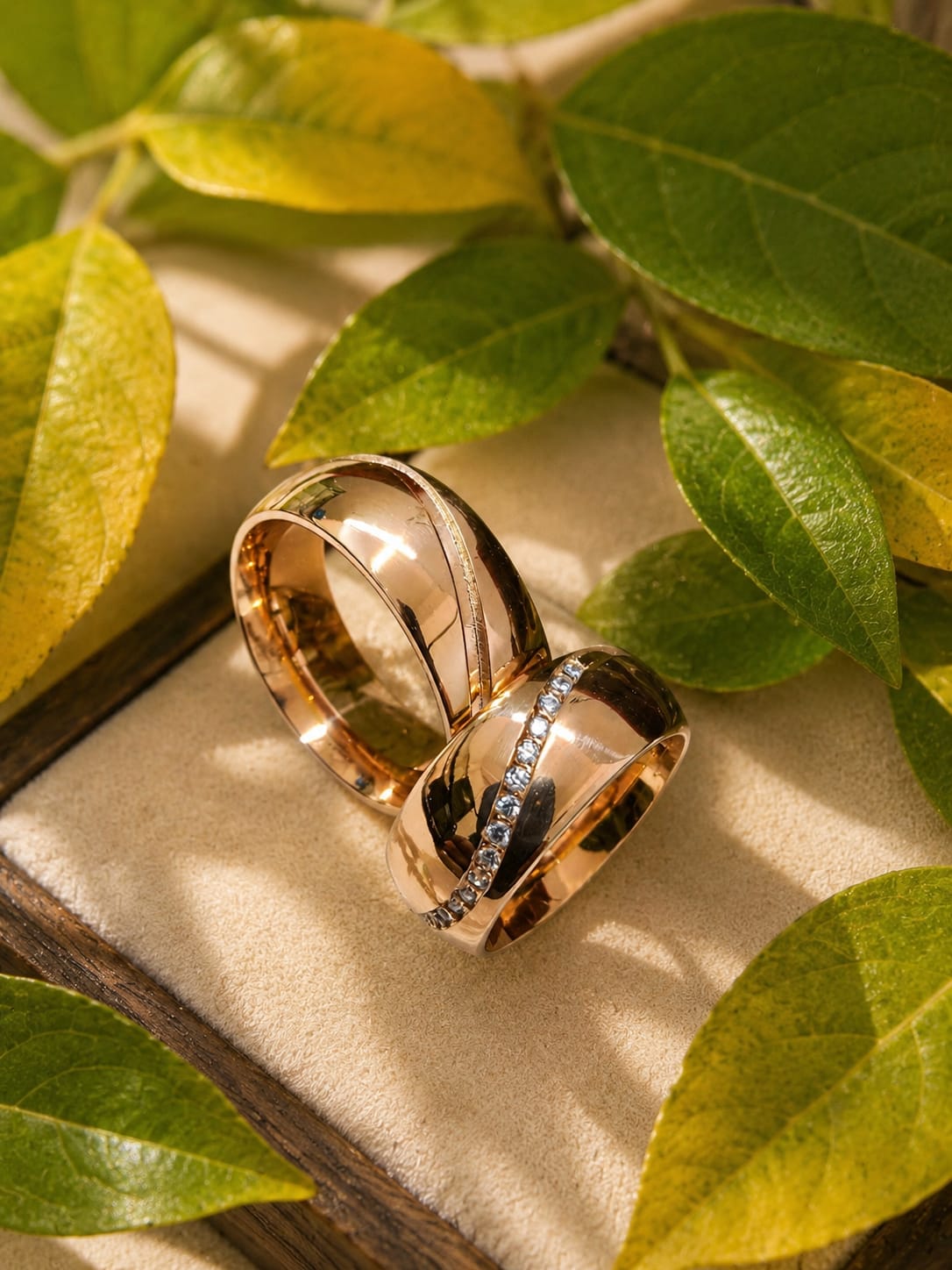 Aliança Ouro 18k Redonda com Frezo Transversal